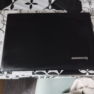 Laptop Lenovo G70 17cali 4giga ram 1000 twardy