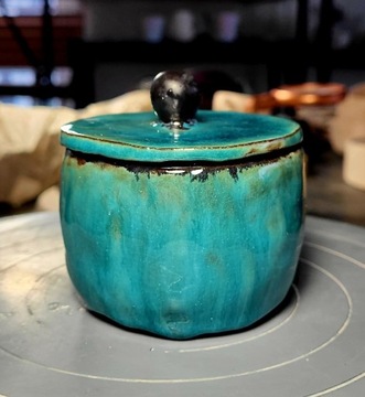Cukiernica ceramiczna turkusowa handmade