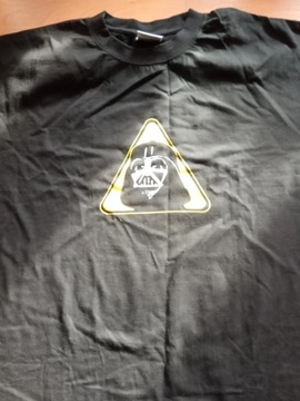 Star Wars - brelok, plakat i limitowana koszulka