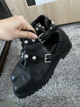 Botki zara czarne sztyblety buty