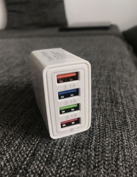 Ładowarka USB, szybkie ładowanie 4 urządzeń 