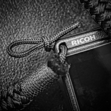 Lessmore handstrap, pas nadgarstkowy do Ricoh GR 