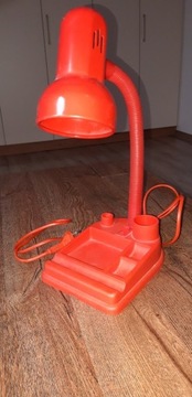 Lampka biurkowa z piórnikiem