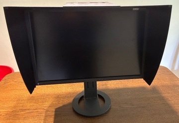 EIZO Color Edge 223W + kalibrator