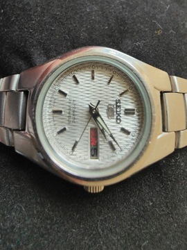 Zegarek damski Seiko 5 Automatic 21 Jewels SYMC07