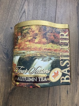 Herbata czarna klonowa Basilur Autumn Tea w puszce