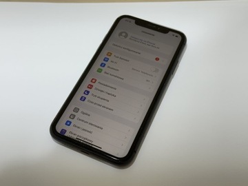 Apple iPhone 11 64GB ładny pudełko komplet