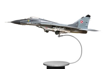 Model samolotu MIG 29 skala 1/24