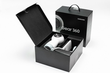 Kamera sportowa 4K 360° - Samsung Gear 360