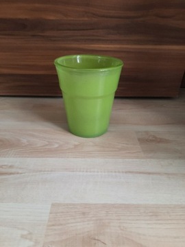 Zielony szeroki wazon