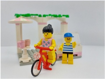 LEGO SYSTEM 6402 Sidewalk Cafe Town: Paradisa