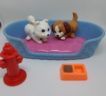 1992r Littlest Pet Shop Playful Puppies in Basket