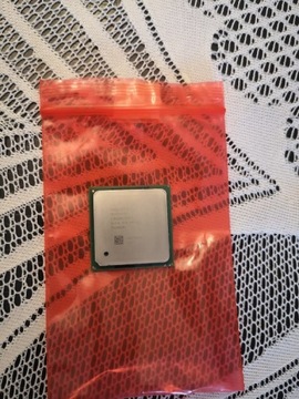 Procesor INTEL PENTIUM 4. SL7D8