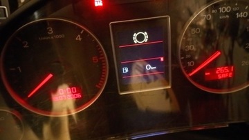 Licznik Audi RB8 kolor diesel 