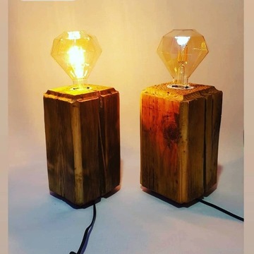 Lampa stojąca drewniana 