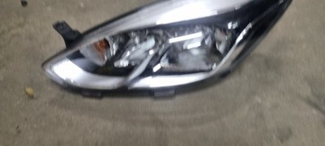 Reflektor lampa Ford Fiesta mk8