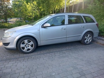 Opel Astra H kombi 2007r 