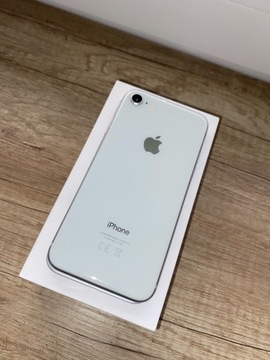 iPhone 8 64 GB Silver