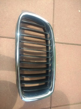 BMW seria 3 GRILL ATRAPA NERKA Lewa