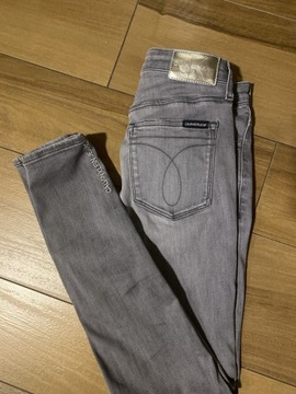 Calvin Klein jeansy damskie rurki rozmiar 28
