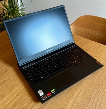 Laptop Lenovo Legion 15,6 " AMD Ryzen 7 16 GB / 512 GB + torba