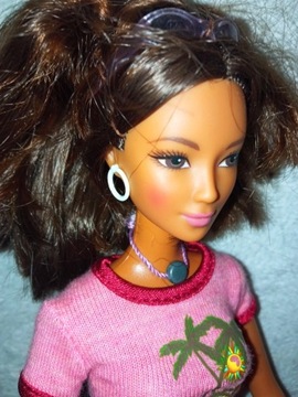 Cali Girl 2004 Barbie Doll Lea  surfer