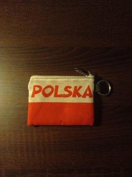 Portfel z napisem „Polska"