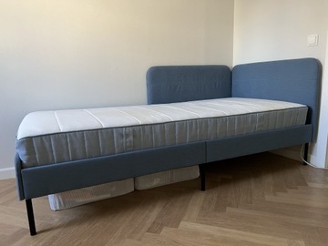 Łóżko z zagłówkiem IKEA pojedyncze 90cm 