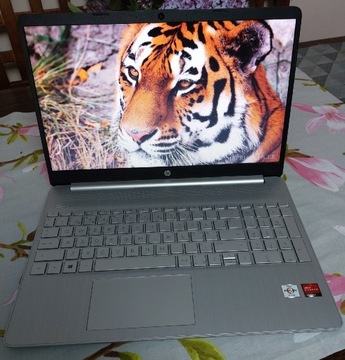 Laptop HP 15s-eq1xxx 16GB 256GB Full HD 