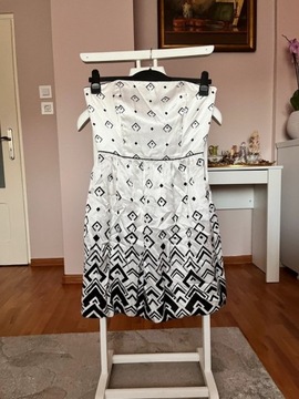 Sukienka White House Black Market 100% jedwab Silk