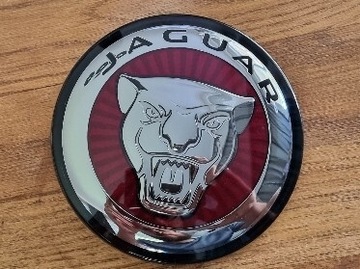 Emblemat znaczek Jaguar XE E I pace ACC radar