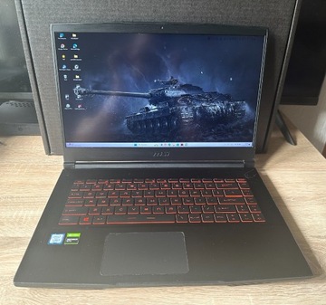 Laptop MSI GF63  15,6 " Intel Core i5 8GB / 512 GB