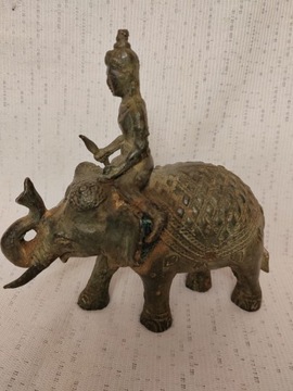 Figura stara  "Wojownik z Indii na słoniu ,