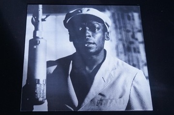 MILES DAVIS - THE MUSINGS OF MILES