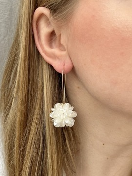 Kolczyki wiszące kwiaty perłowe handmade wiosna