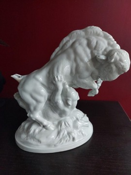 Figurka bizona porcelana