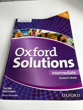 Oxford Solutions Intermedaite Student's Book