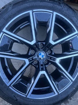 Nowe felgi z oponami Mpakiet BMW 18”