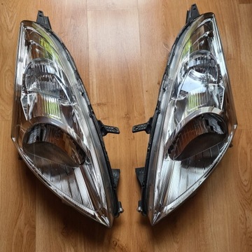 Suzuki Swift Mk7 10-17 lampa reflektor  prawy lewy