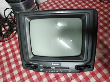 Telewizorki mini przenośne .