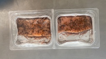 Porcje steki z łososia tacka grill 