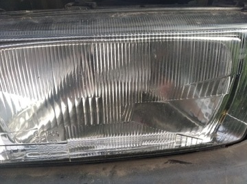 Lampa Audi 80B3.