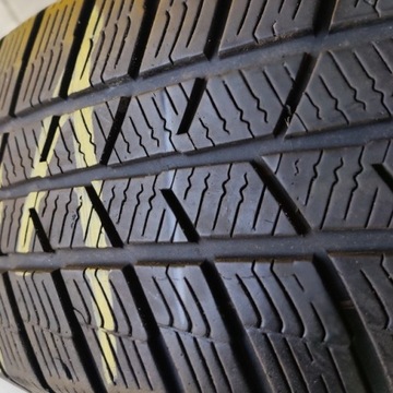 Opony zimowe 215/70/16 R 