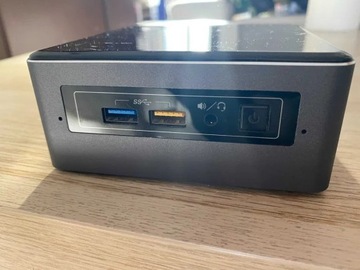 Komputer Intel NUC7i3BNH z 8GB RAM Samsung SSD 86 