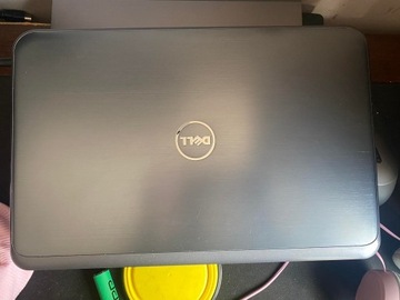 Laptop DELL Inspiron 5737 