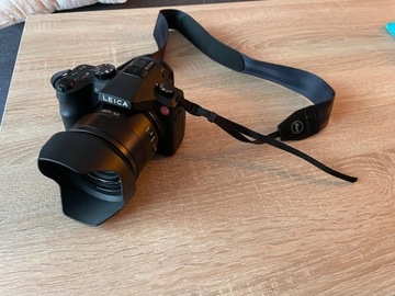 Leica V-Lux typ 114