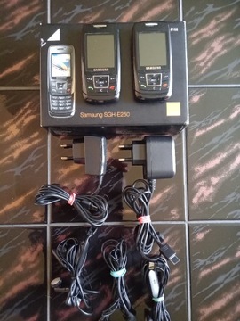 telefon samsung SGH-250 szt.2 + akcesoria