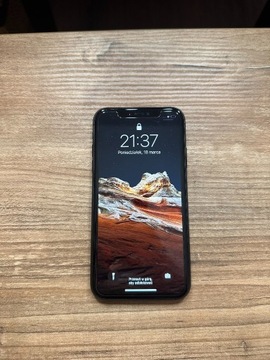 iPhone 11 64gb (czarny)