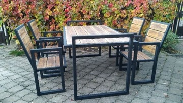 Komplet ogrodowy stół i 4 krzesła