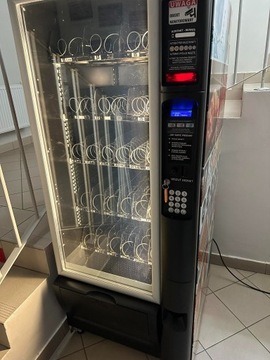 Automat vendingowy SNAKKY